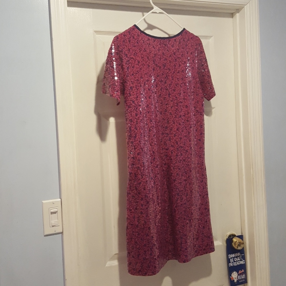 Dress - Picture 4 of 4